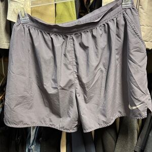 Nike Men’s Gray Athletic Shorts